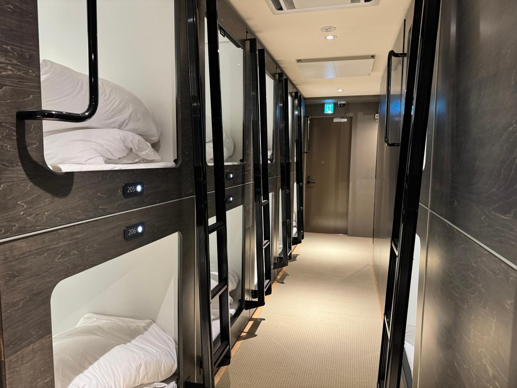 טוקיו Capsule Hotel Suzumoriya מראה חיצוני תמונה
